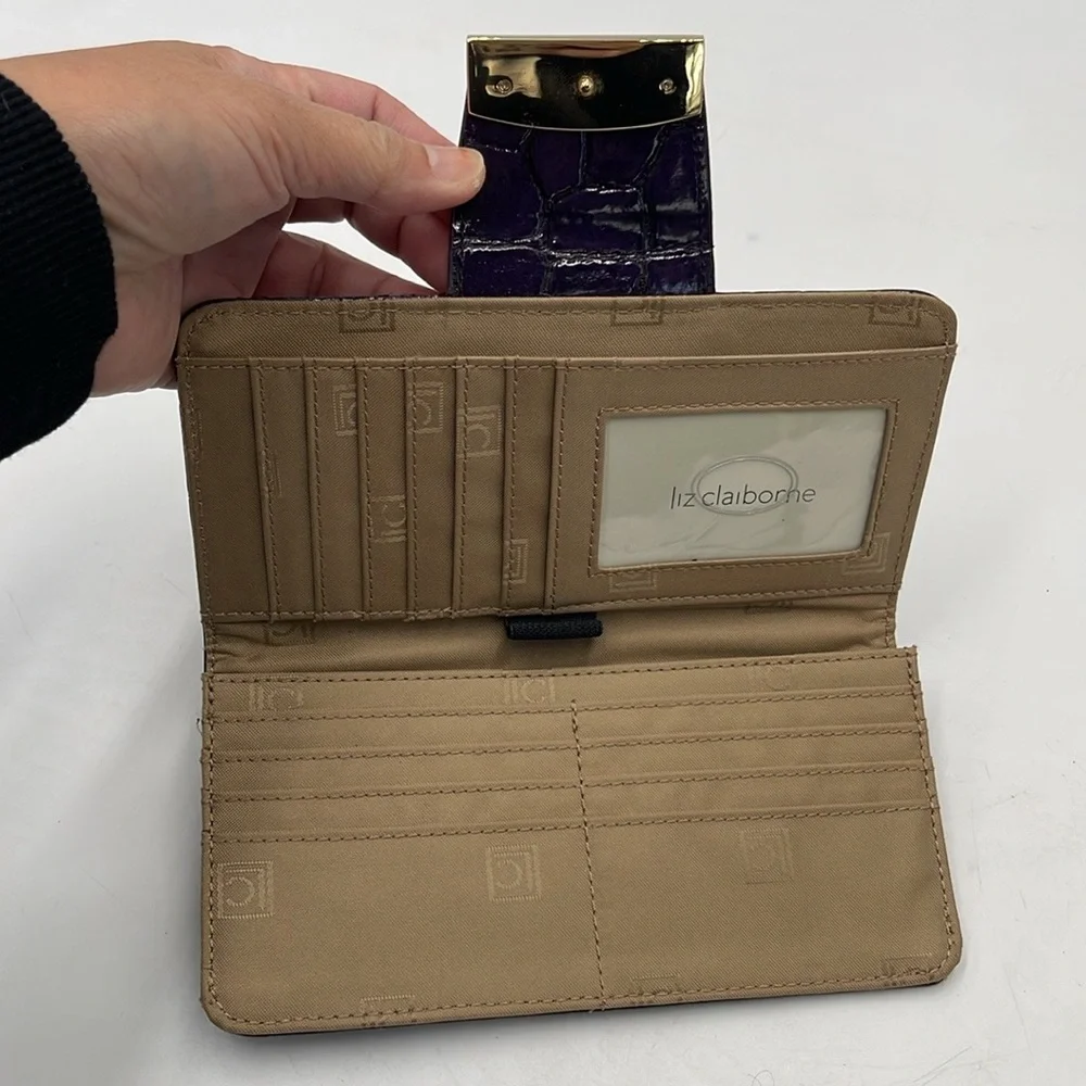 Liz Claiborne Wallet